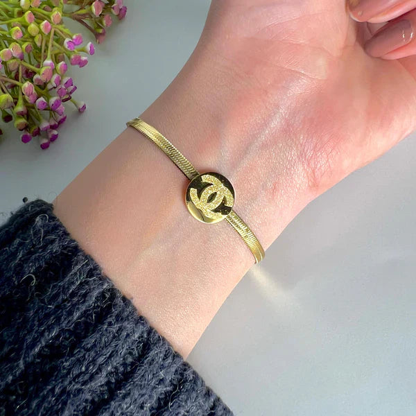 Snake Bone CC Bracelet | STYLIZE FASHION