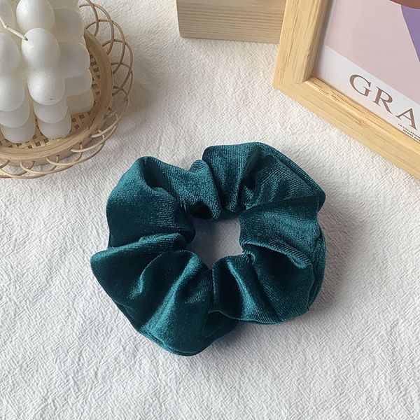 Velvet Bow Hair Scrunchies Dark Green | STYLIZE FASHION